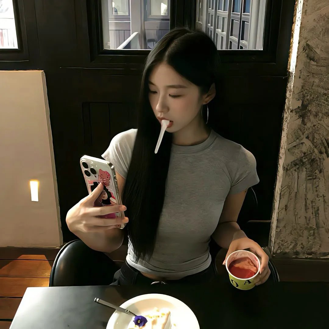 梨泰盛夏 海报
